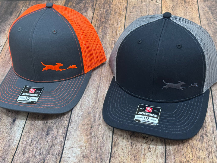 Southern Houndsman Beagle Chasing Rabbit Snapback hat