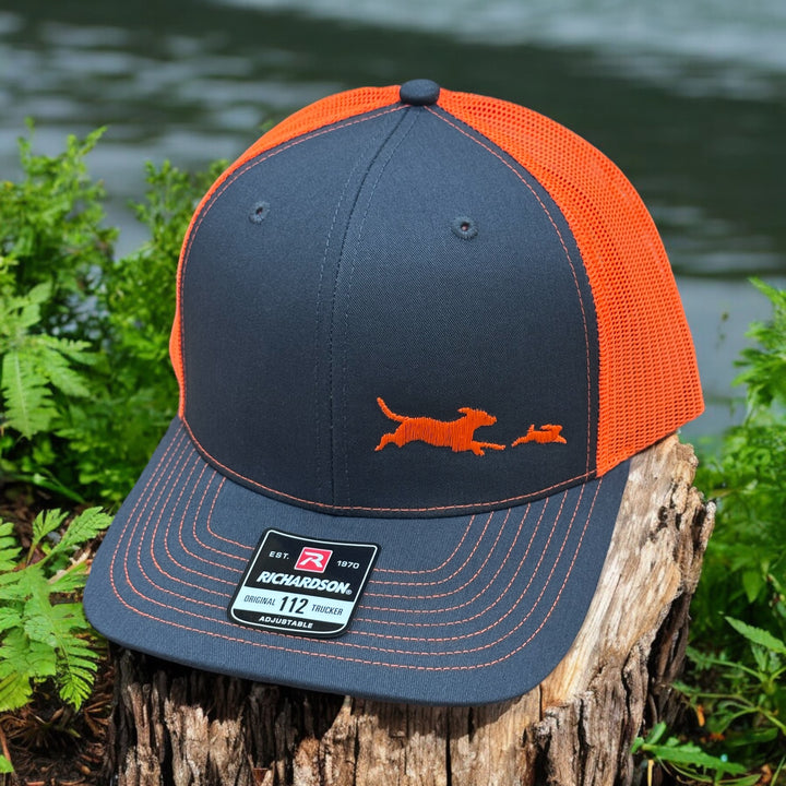 Southern Houndsman Beagle Chasing Rabbit Snapback hat