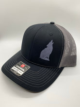 Coyote Howling Swamp Cracker Snapback Hat
