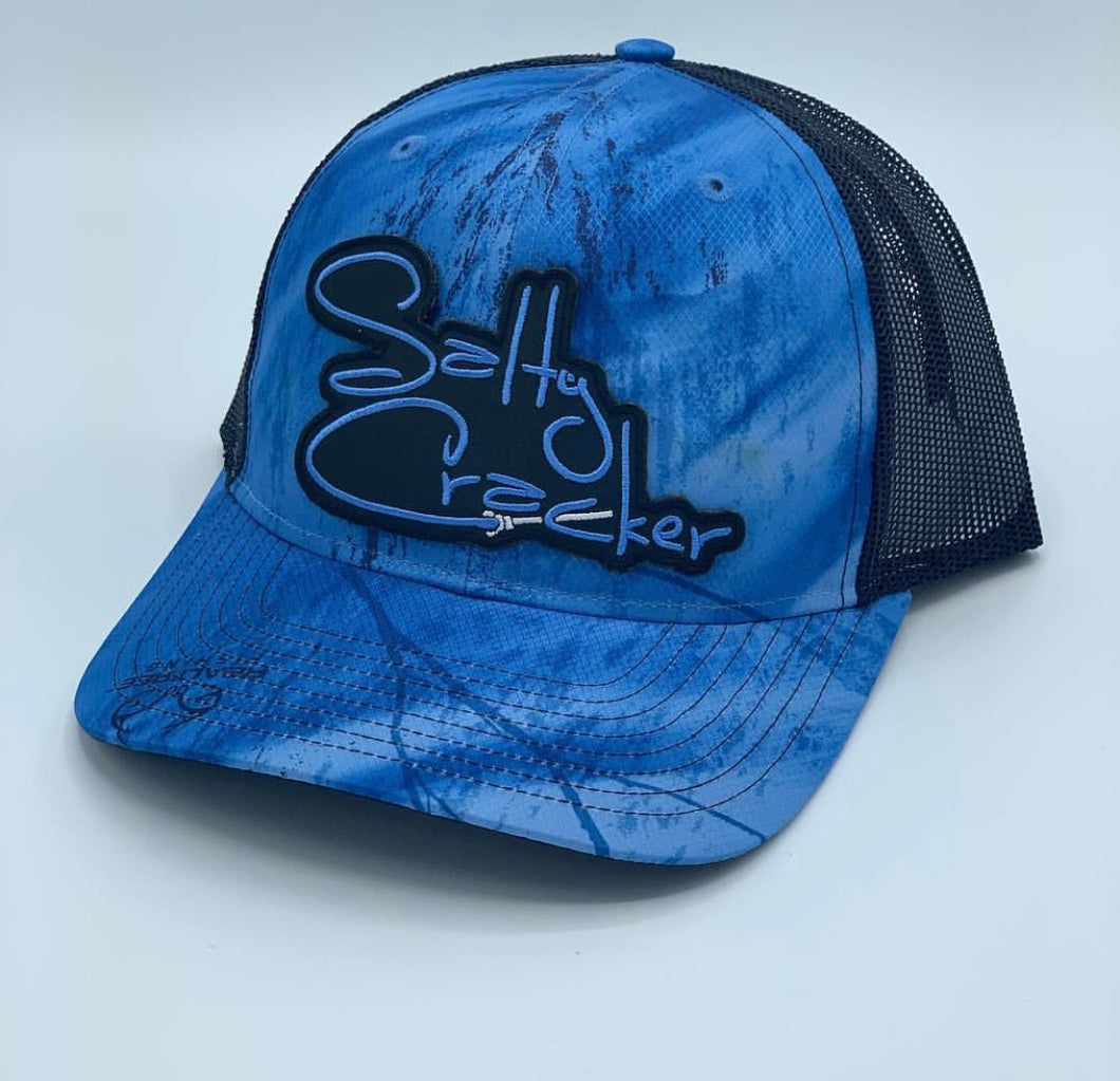 Salty Cracker Realtree Fishing logo patch Hat