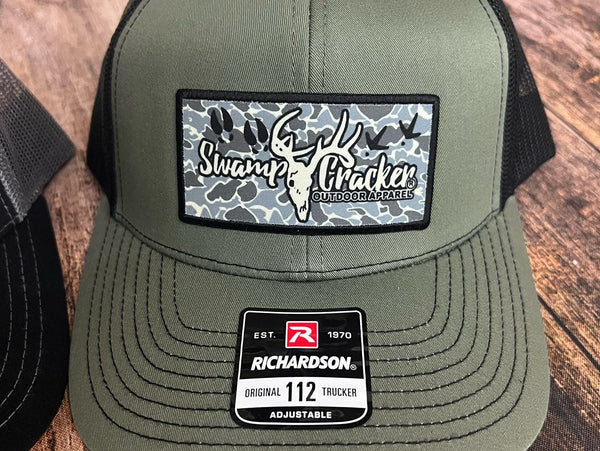 Swamp cracker Loden/ Black old school duck camo patch hat